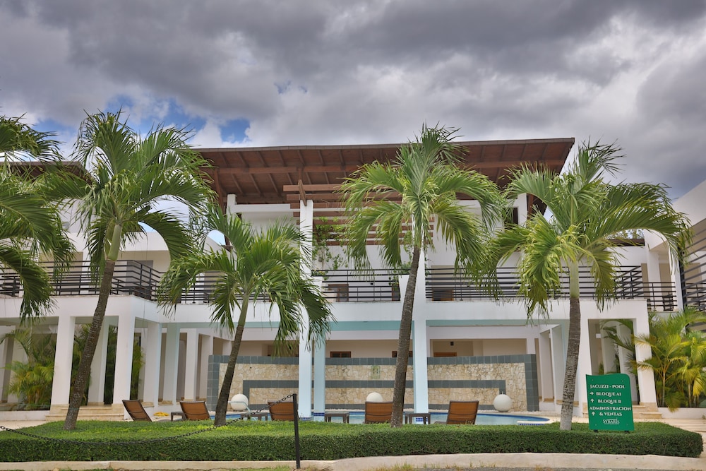 Sybaris Residences 1/50