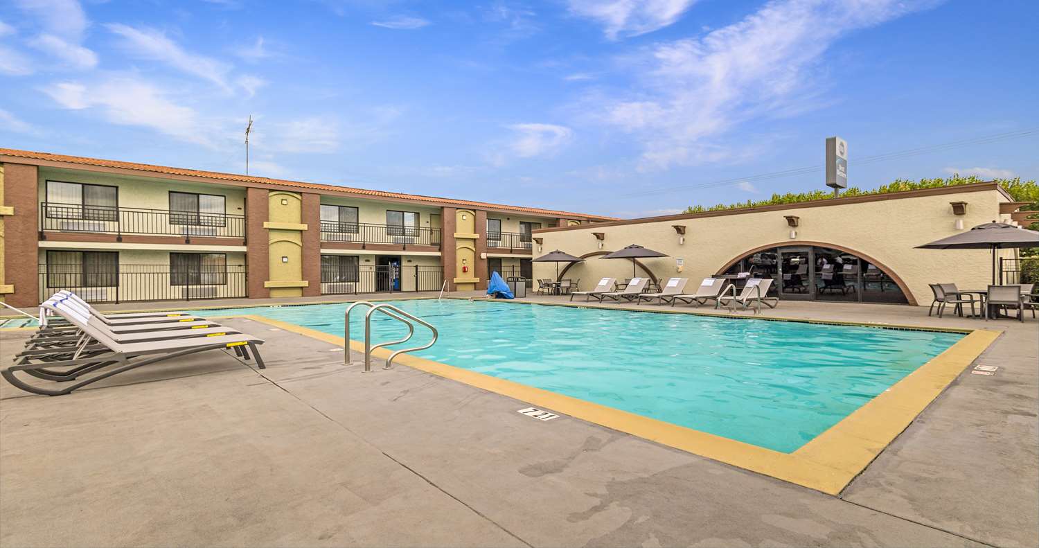 Best Western Roseville Inn 4/32