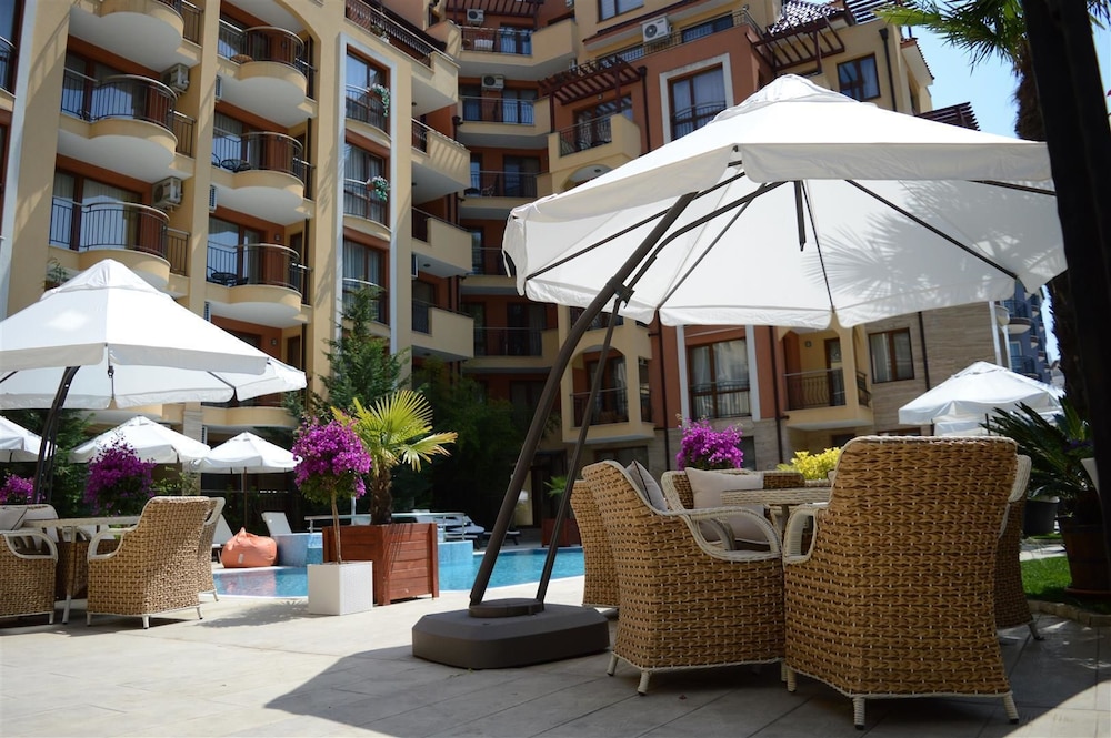 Harmony Suites 2 3 11/65