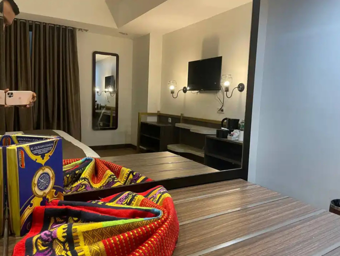 Fahira Hotel Syariah Bukittinggi 5/11