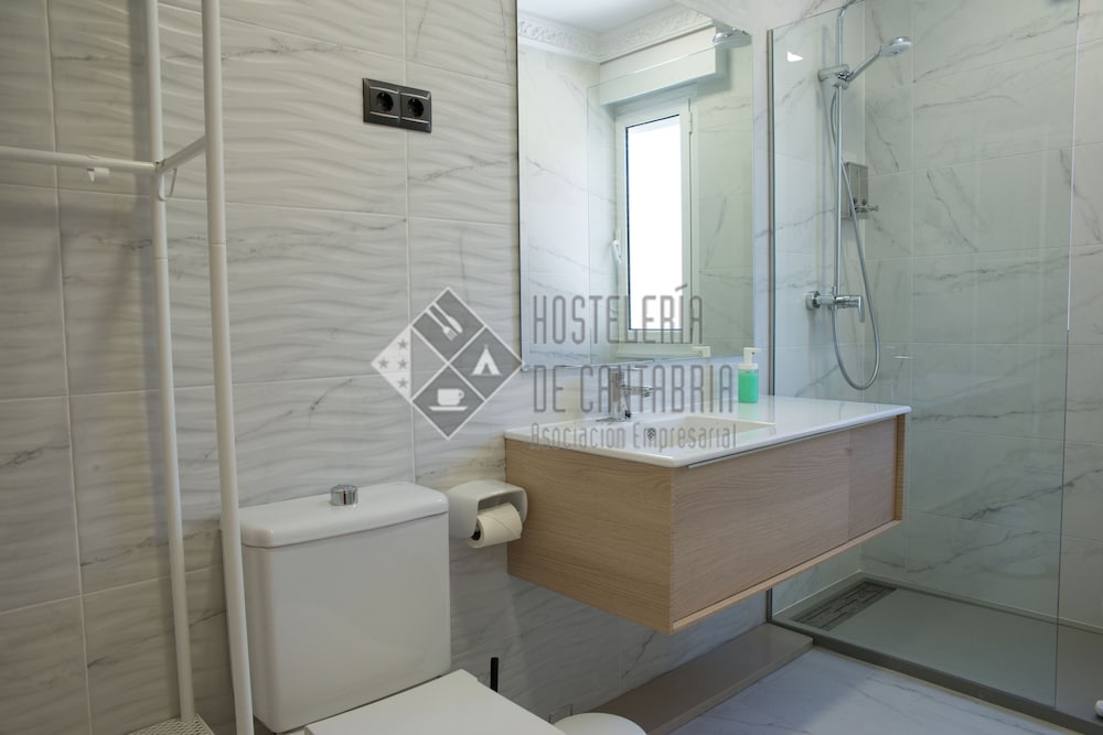 APARTAMENTOS LAS BRISAS 49/49