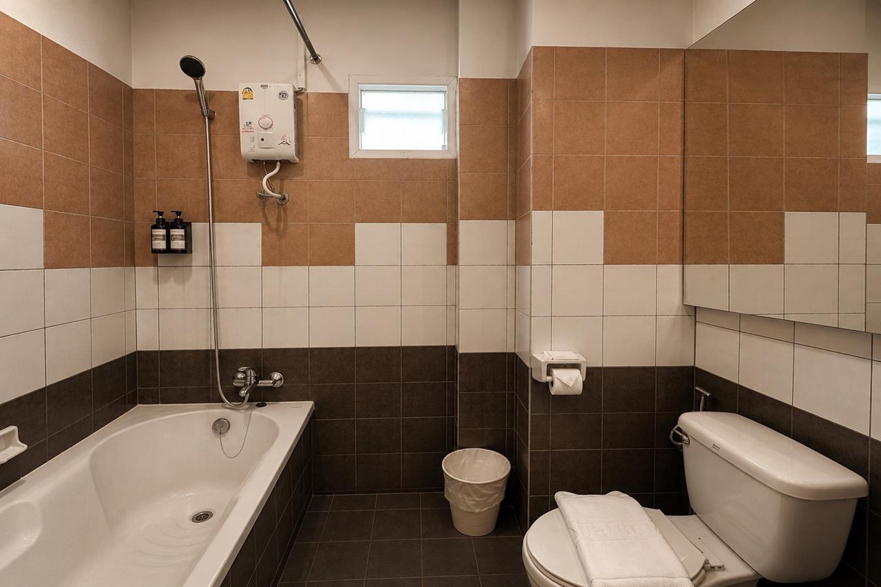 Woraburi Sukhumvit Hotel Resort 32/33