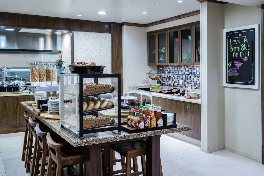 Hilton Garden Inn San Antonio At The Rim 44/55