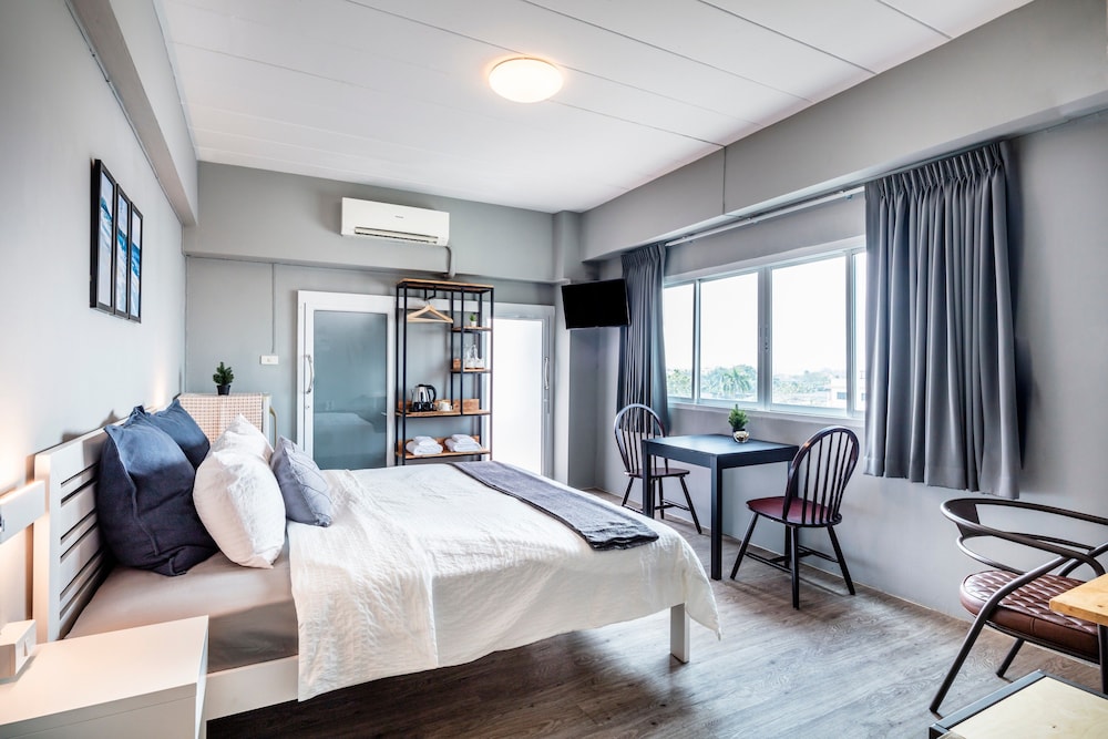 Penyos Residence 32/73