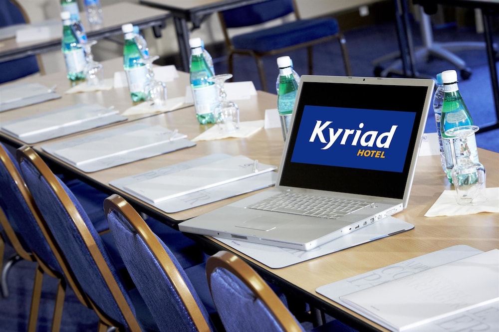 Kyriad Bonneuil Sur Marne 42/50