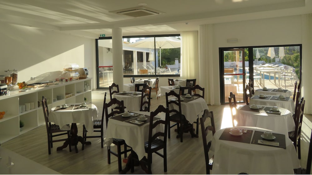Hotel Alcaide 59/75