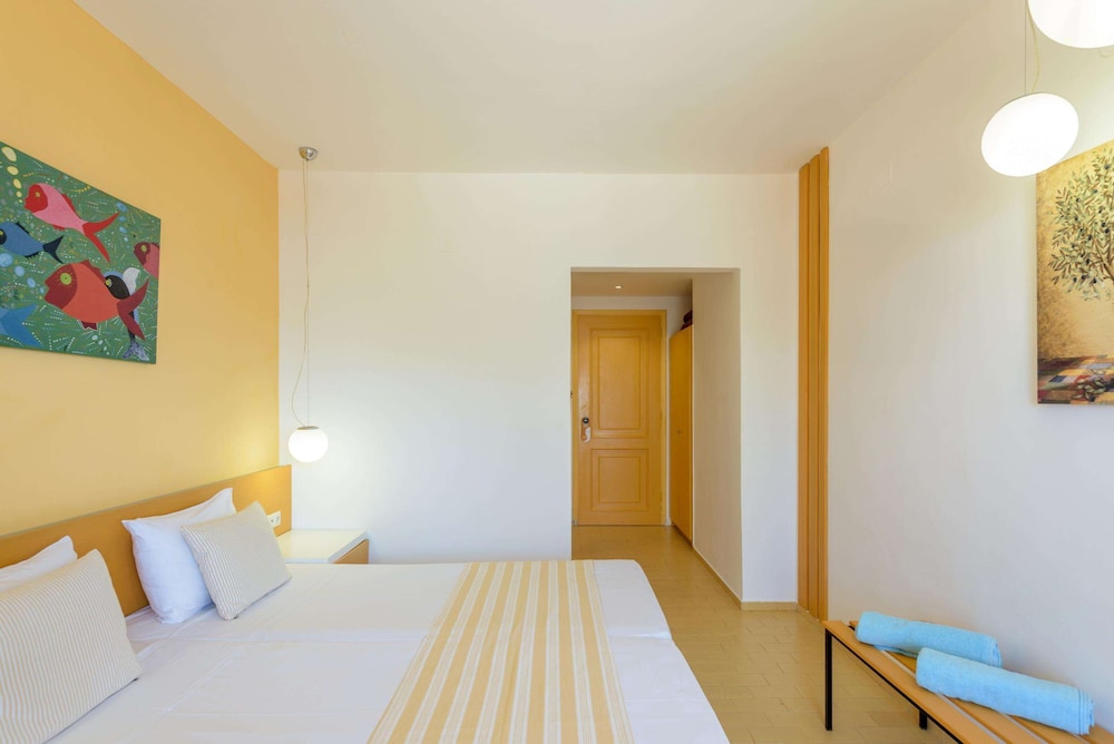 ROOM, DOUBLE BED, SEA VIEW