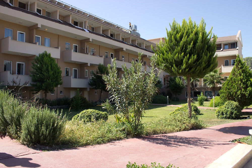 Ares Dream Hotel 43/50