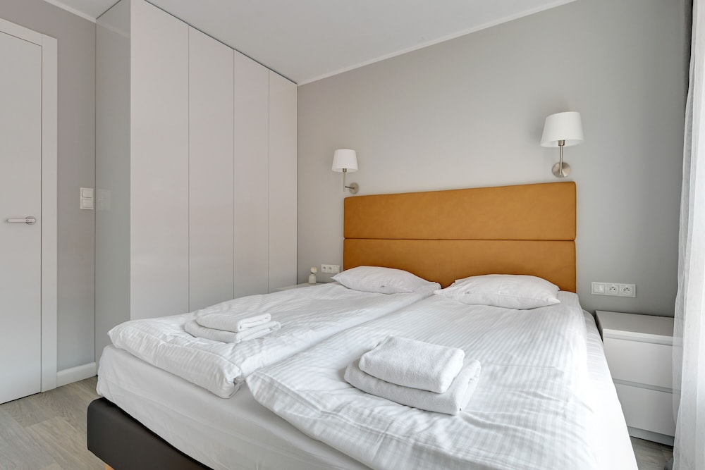 Apartinfo Island Apartments 20/50