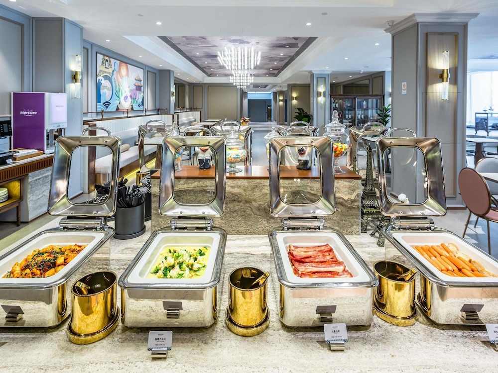 Mercure Qingdao Zhanqiao 40/46