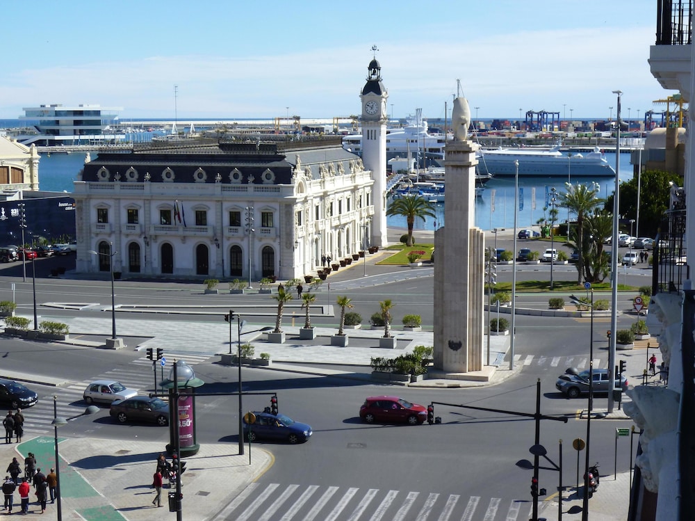 Hostal Balcon Al Mar 52/63