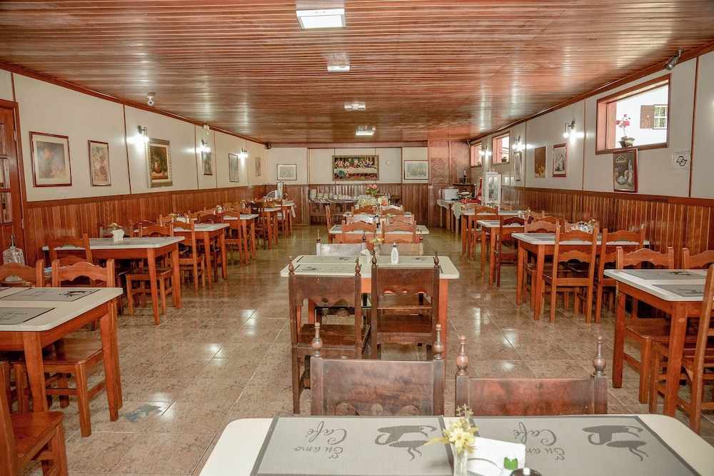 HOTEL REFUGIO ALPINO 24/28