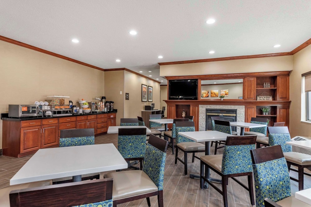 Comfort Inn & Suites Middletown - Franklin 25/33