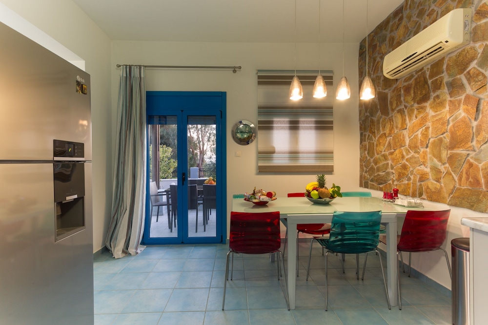 Villa Amor 16/47