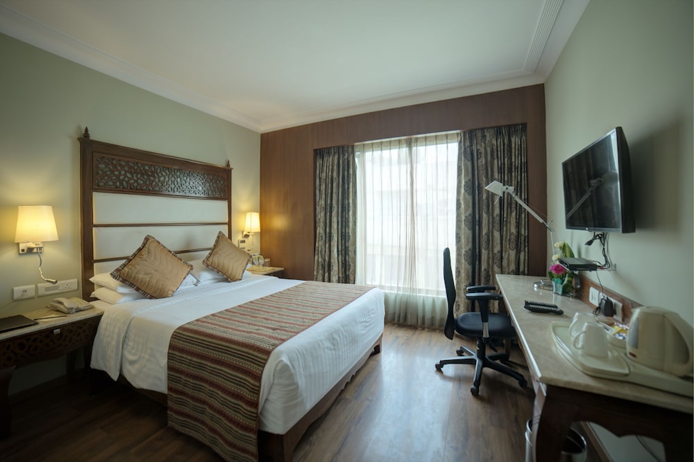 Goldfinch Hotel Bangalore 23/66