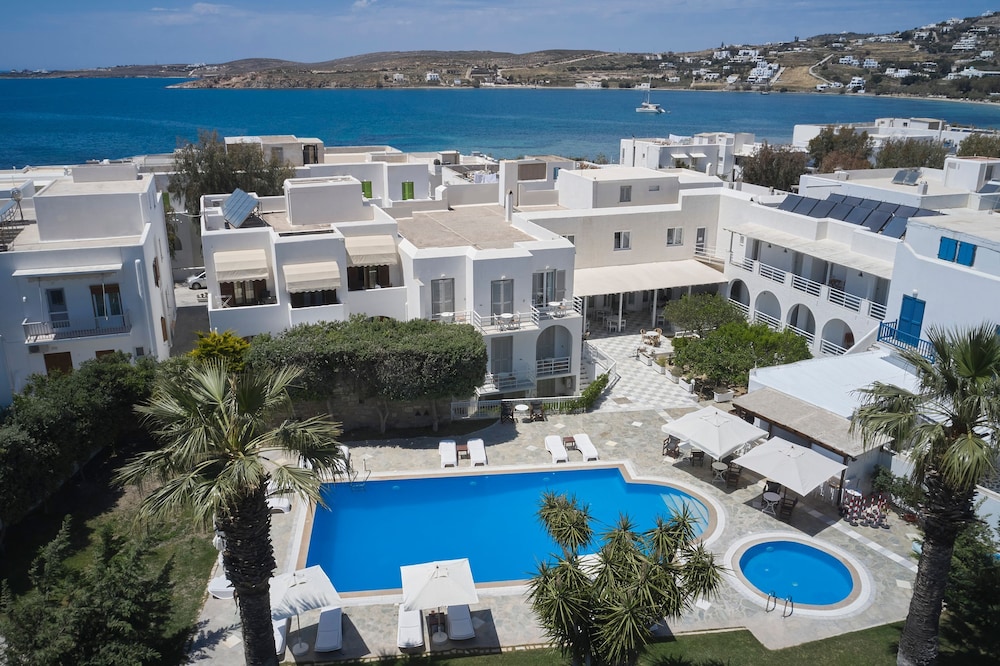 Polos Hotel Paros in PAROS