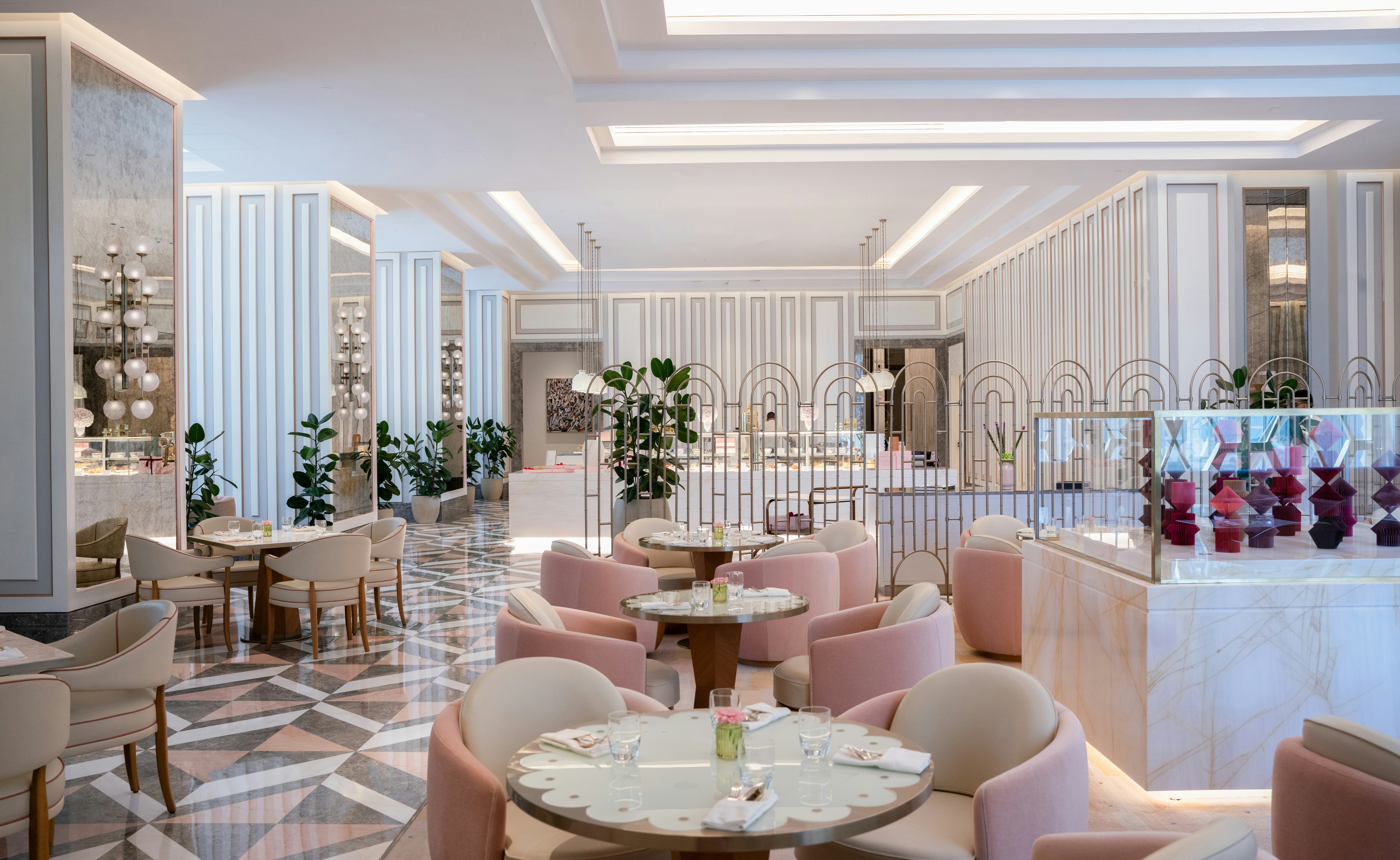 Waldorf Astoria Doha West Bay 62/70