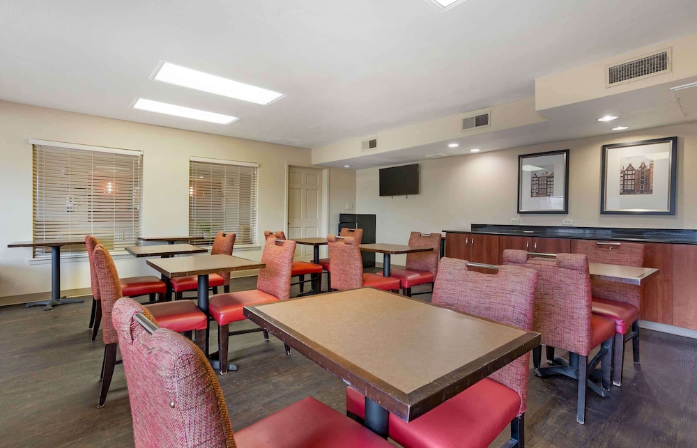 Extended Stay America Houston Med Ctr Nrg Pk Braeswood Blvd 30/50