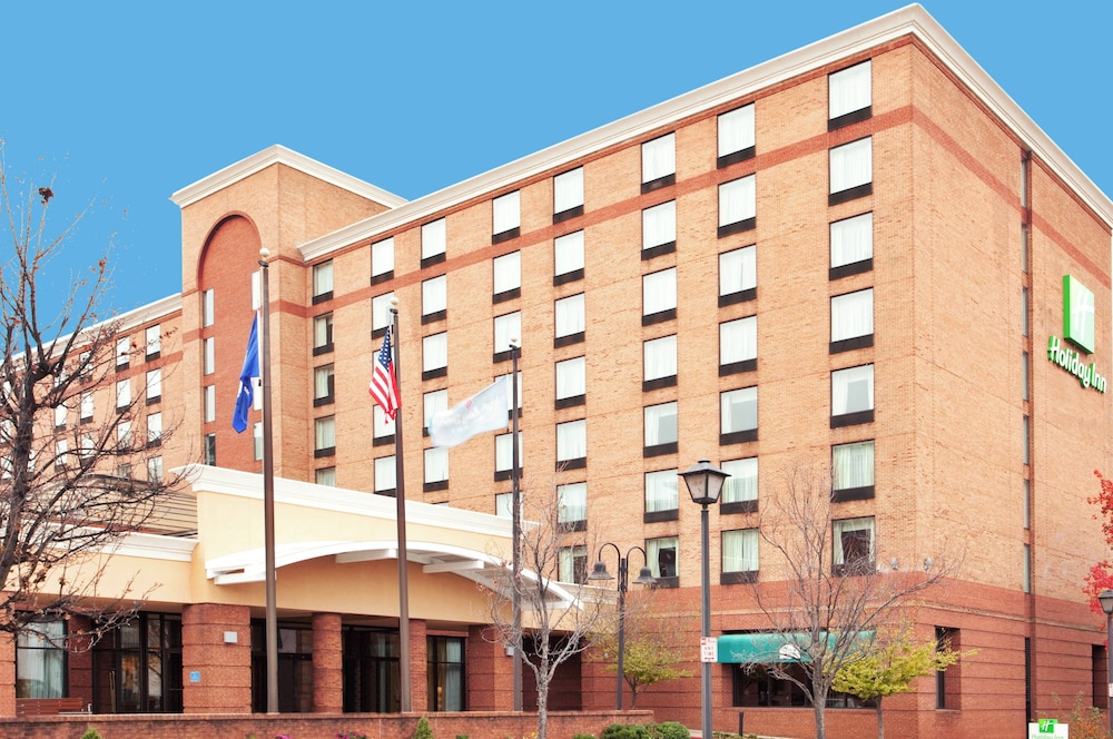 Lynchburg Grand Hotel 1/50