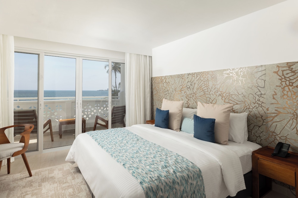 Bamburi Beach Hotel 24/74
