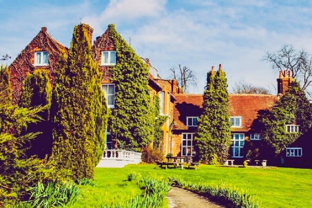 Letchworth Hall 70/71