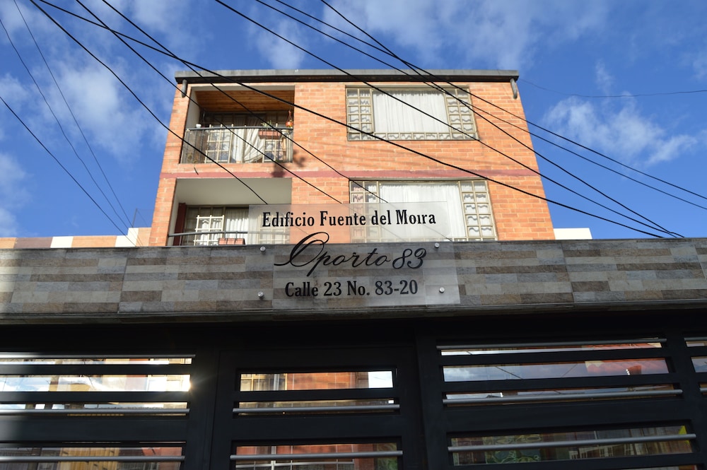 Hotel Oporto 83 2/50