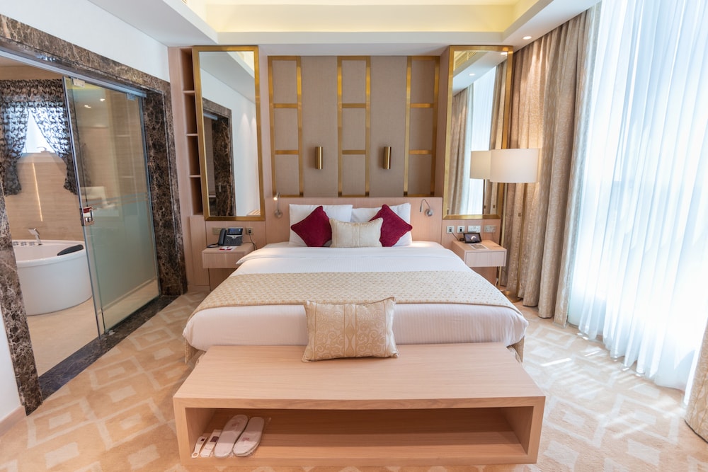 Century Hotel Doha 6/56