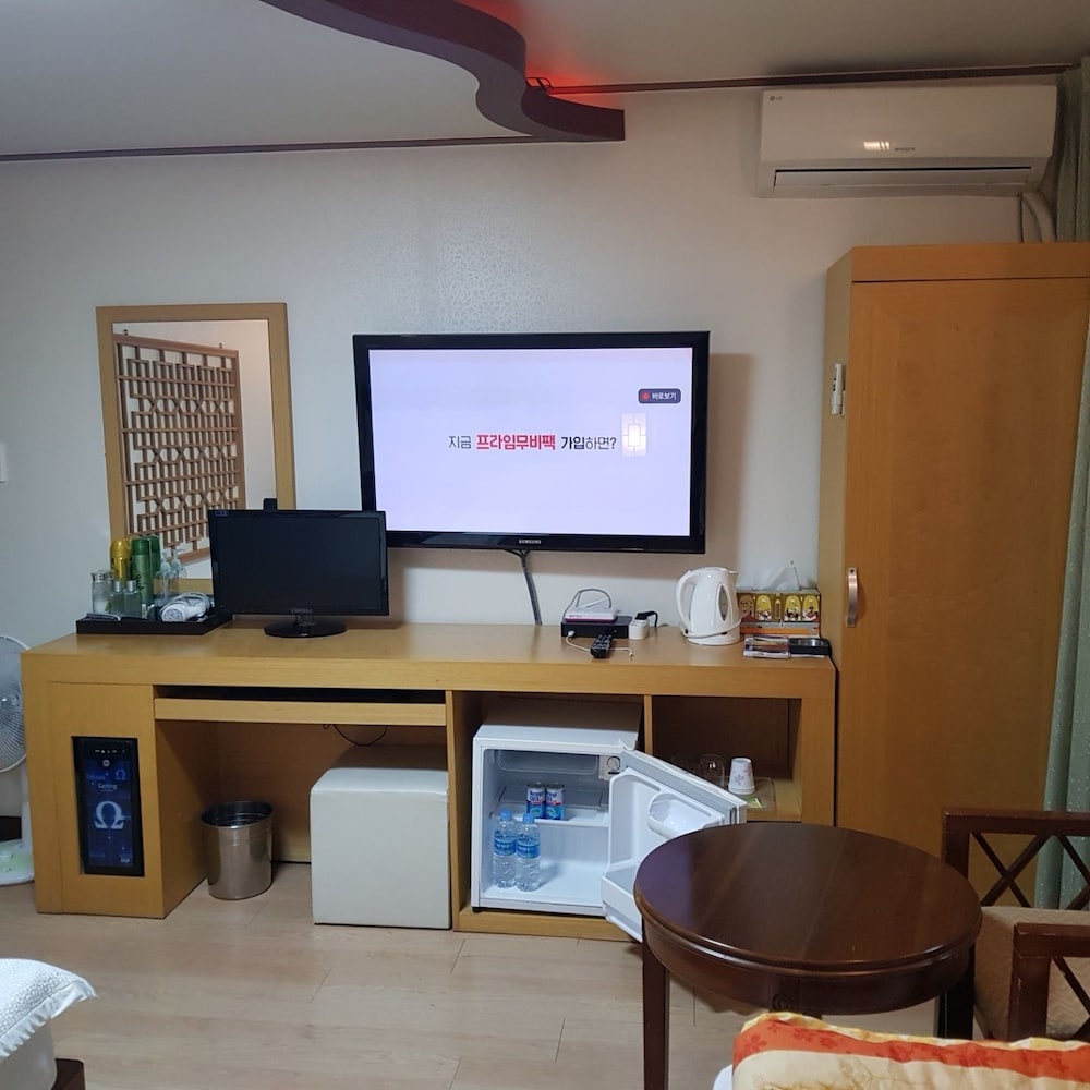 Arirang Hotel 44/50
