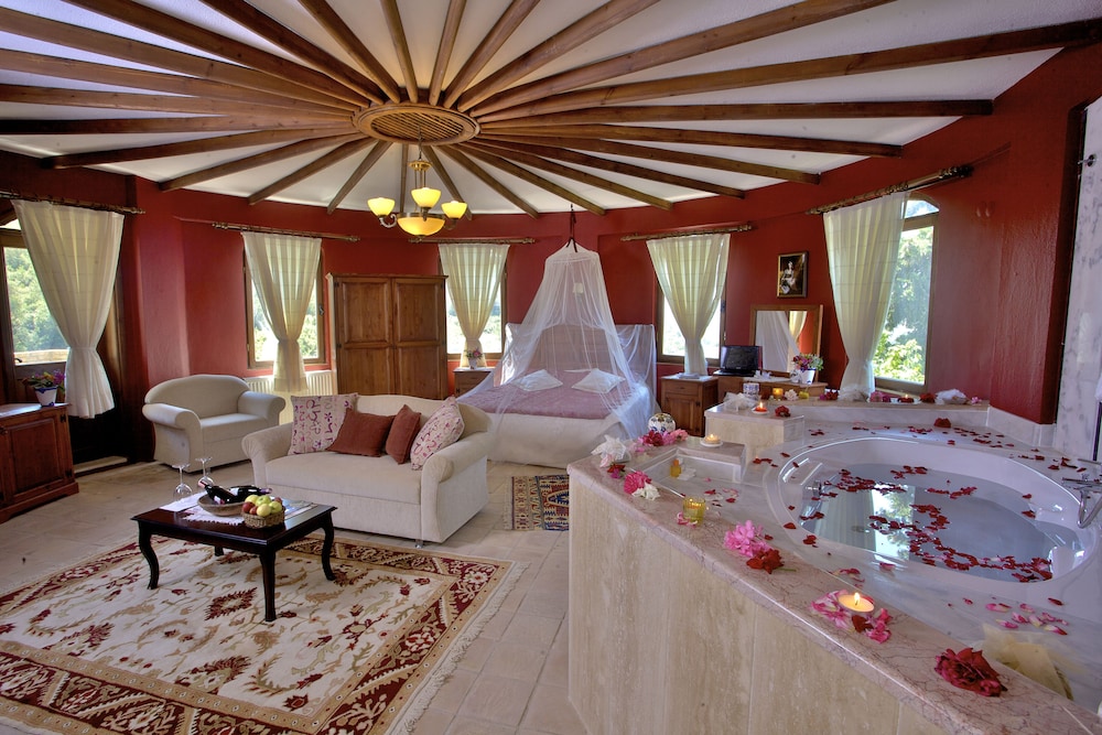 Ephesus Boutique Hotel 65/72