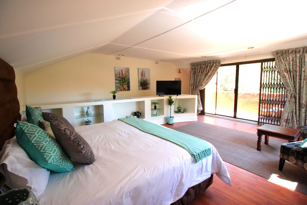 House On Morninghill 7/33