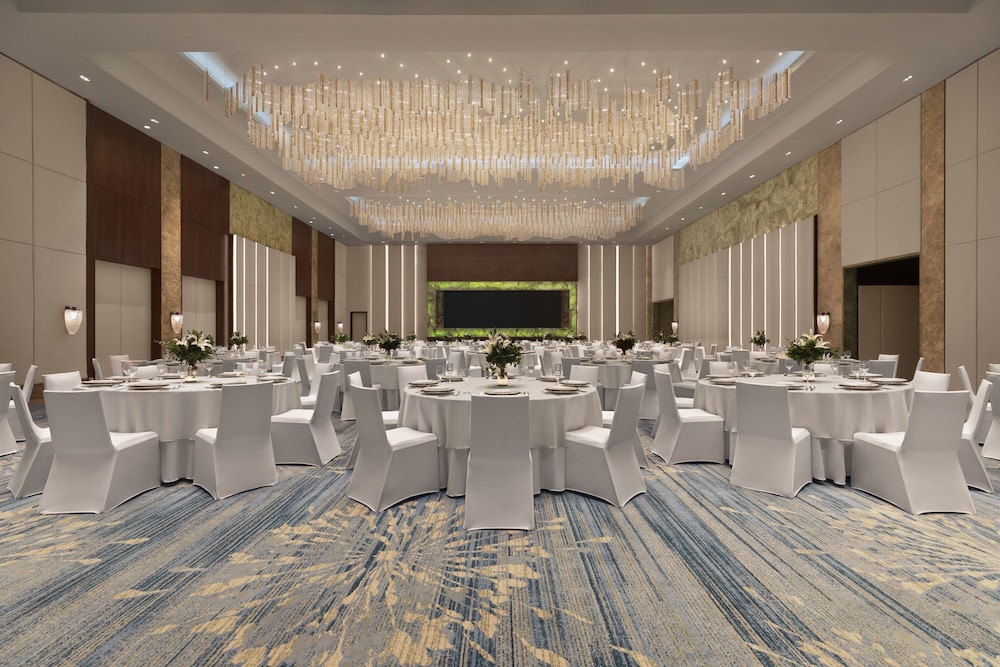 The Westin Manila 41/50
