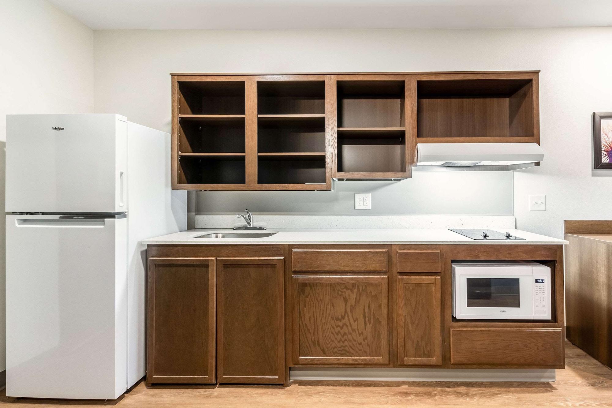 WoodSpring Suites Indianapolis Airport South 38/38