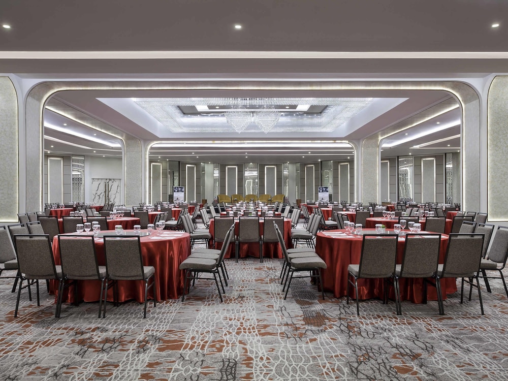 Mercure Jakarta Batavia (ex De Rivier Hotel) 40/48