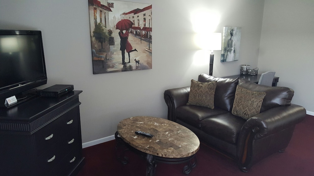 Amerivu Inn And Suites New Richmond 44/60