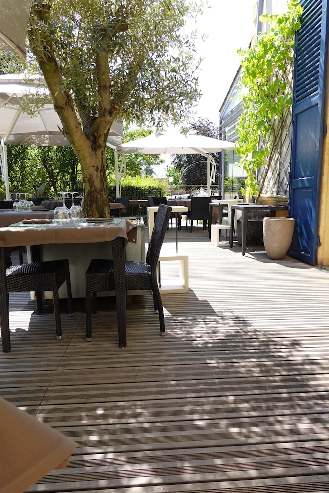 Domaine de Champlong GOLF & SPA 30/37