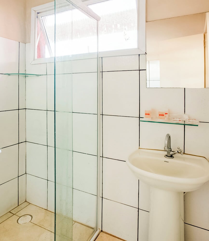 OYO Hotel Itarantim, Sao Paulo 57/60