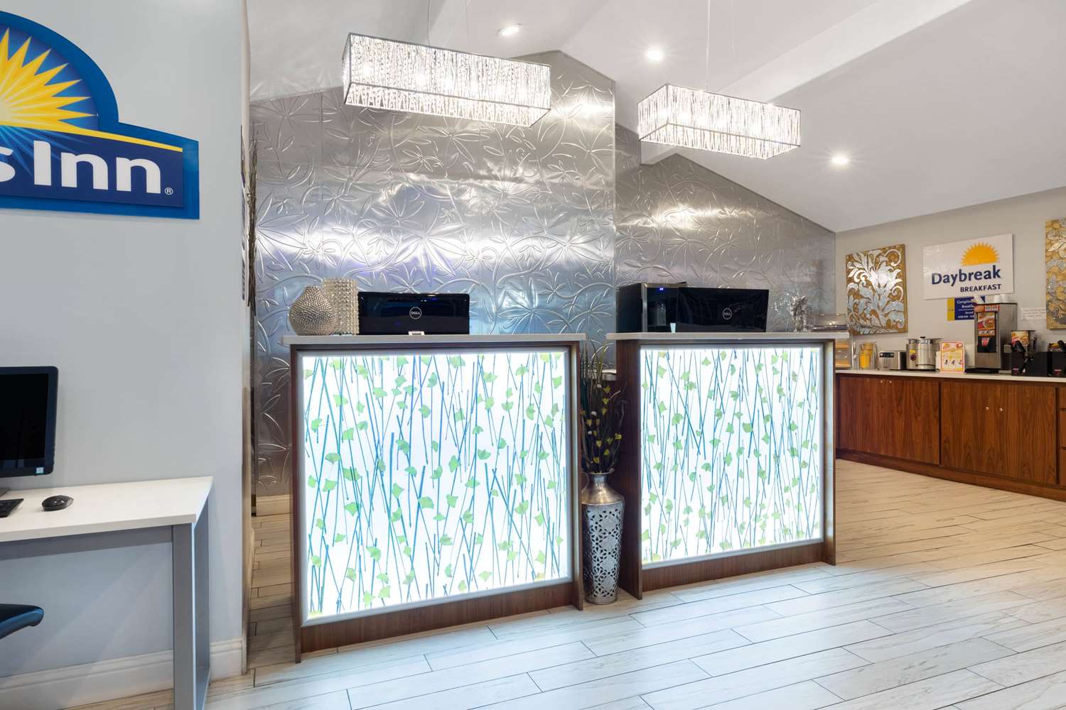 Days Inn By Wyndham Roseburg 4/14