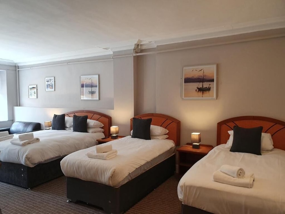 The York Hotel 33/49