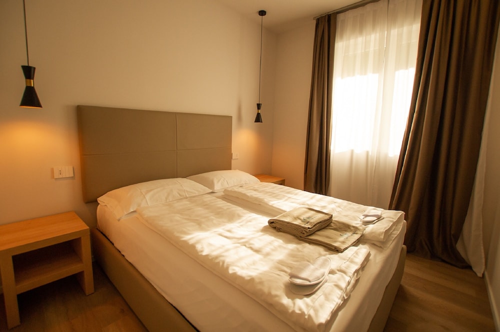 AH Porticcioli Boutique Apartments 7/50