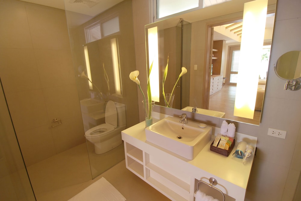 Bohol Shores 50/50