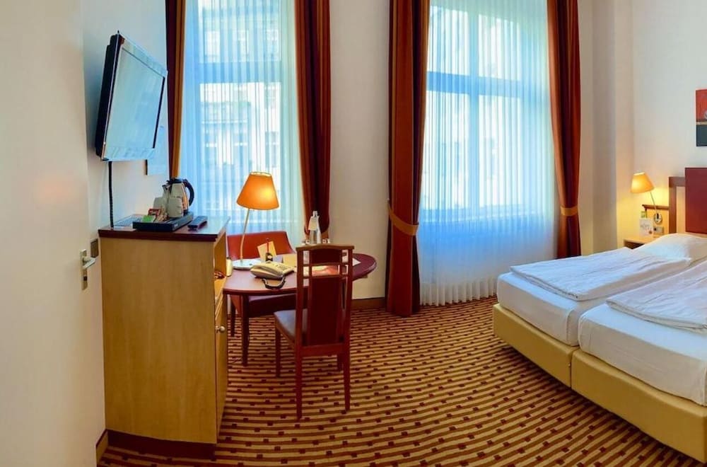 Hotel Schöneberg 5/40
