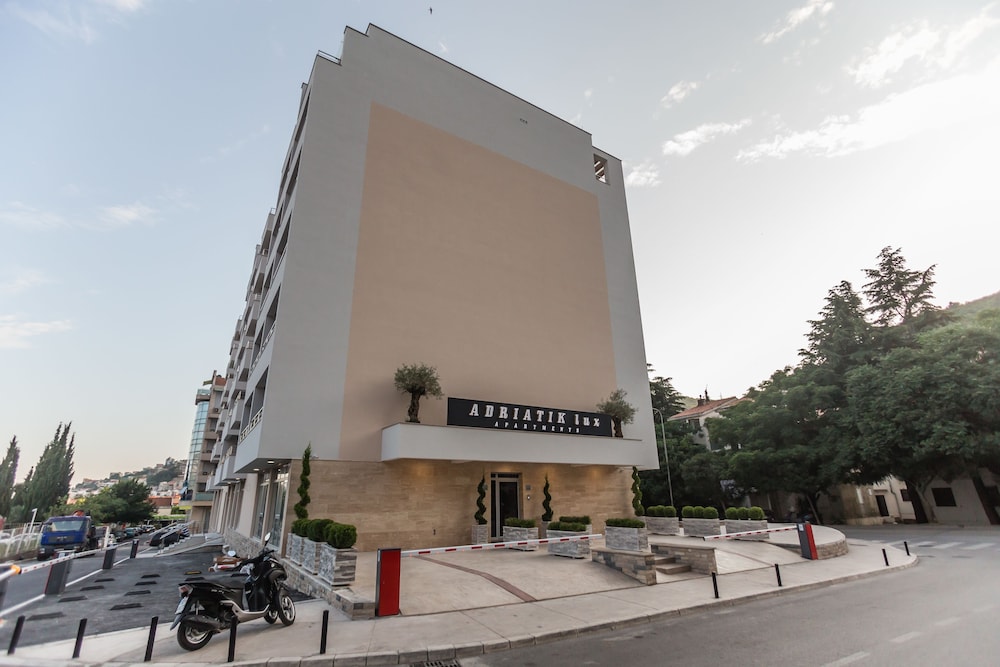 Adriatik Lux Apartments 4/36
