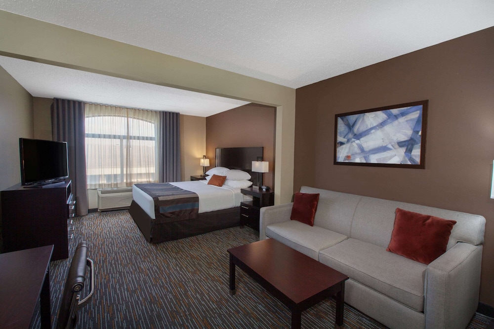 Wingate by Wyndham Oklahoma City Airport 11/35