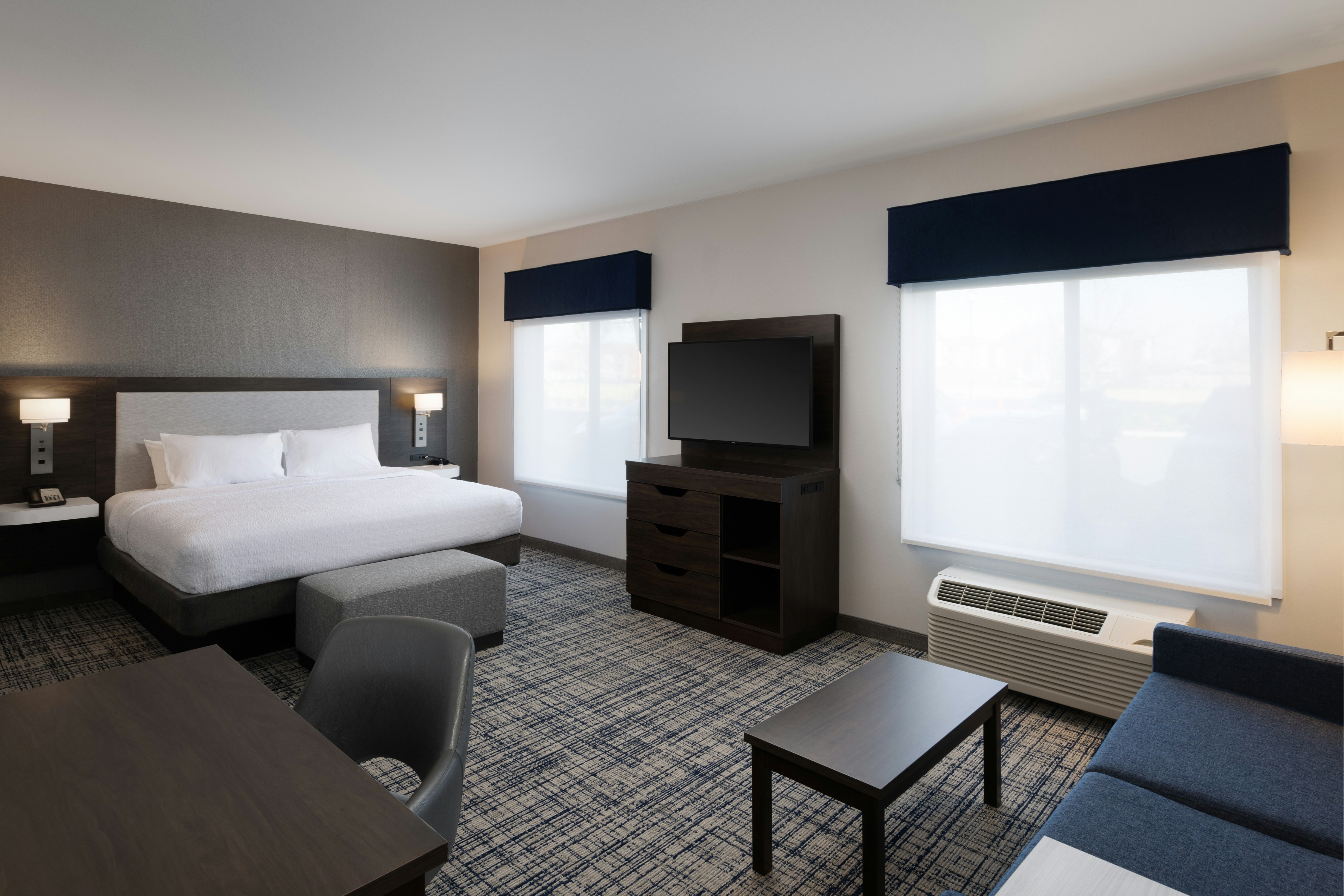 استوديو بسرير كينج مع أريكة، Hampton Inn Suites Manteca 3/10