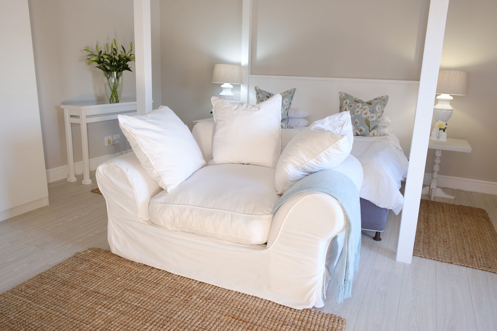 White Lodge Constantia Guest House 23/59