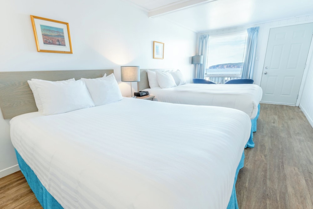 Comfort, 2 Queen Beds, Island View