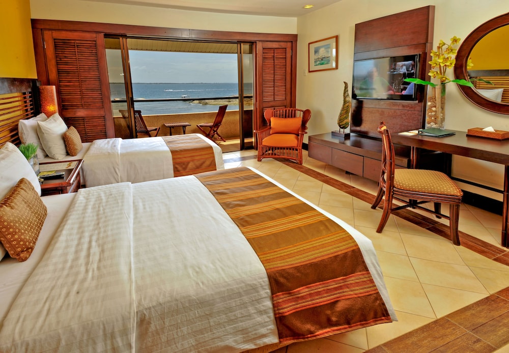 Costabella Tropical Beach Hotel 25/78
