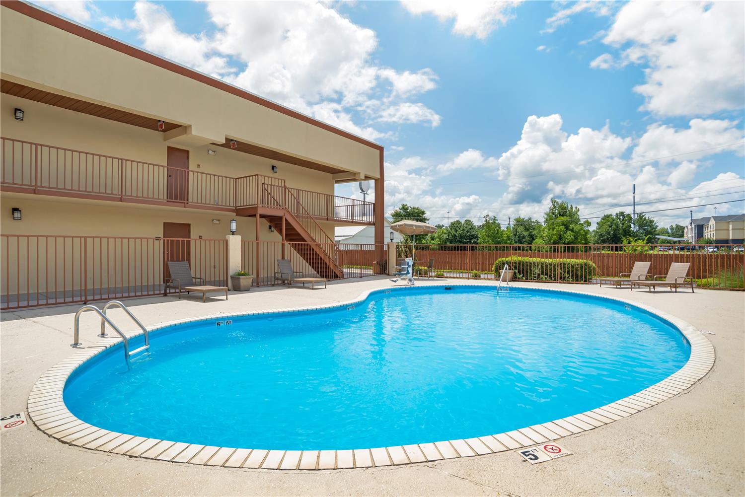 Best Western Airport Inn 40/40