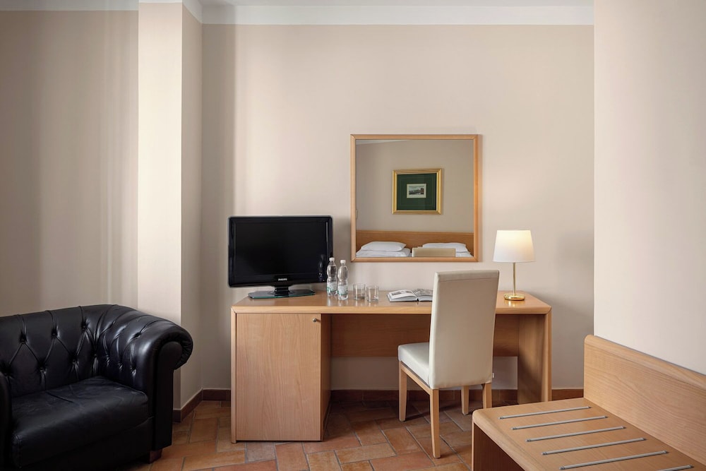 Hotel Roma Prague 42/50