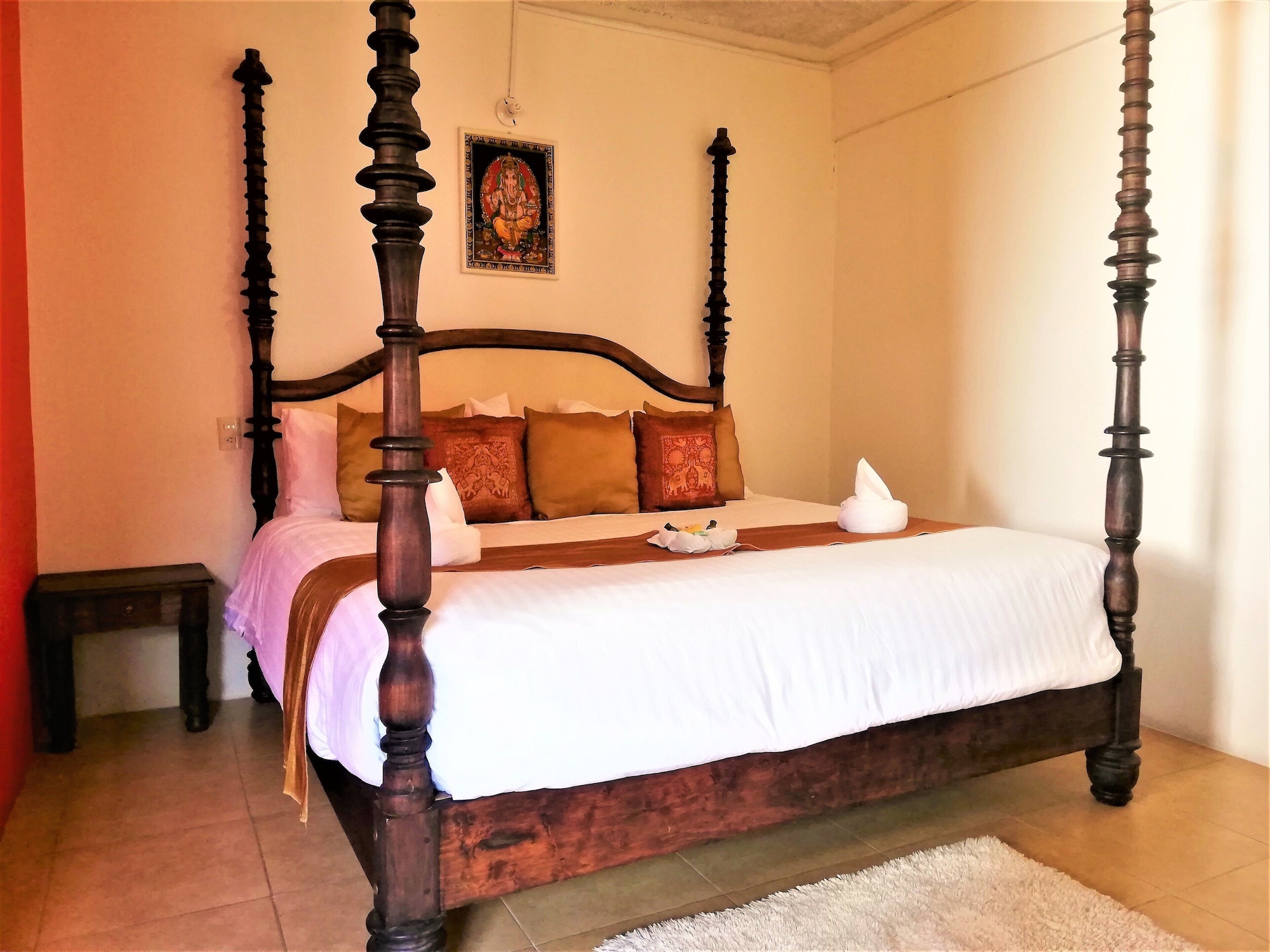 Design, King Bed, Private Bathroom, Courtyard Area
